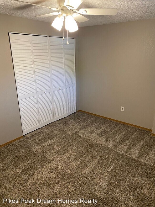 Building Photo - 2 br, 2 bath House - 4541 Lamplighter Circle