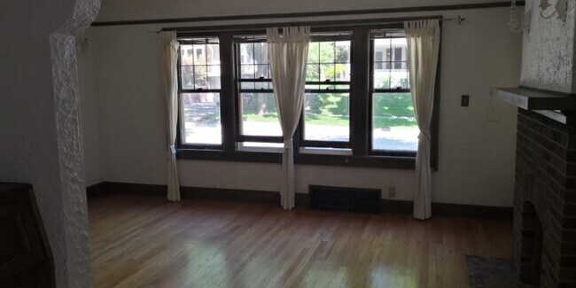Foto del edificio - 1715 N 69th St