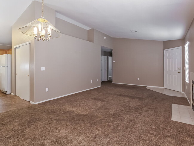 Foto del edificio - 5542 Olympic Spirit Ln