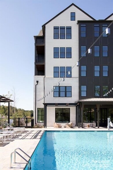 Building Photo - 14011 Bespoke Rd