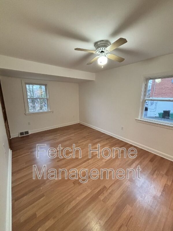Building Photo - 1766 Linwood Ave