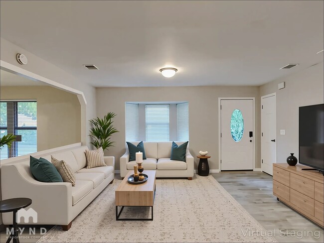 Building Photo - 467 Camelot Pkwy