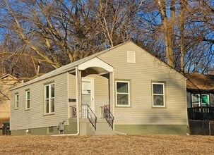 Building Photo - 4602 N 47th St