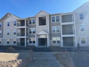 Building Photo - 4096 King Peak Wy