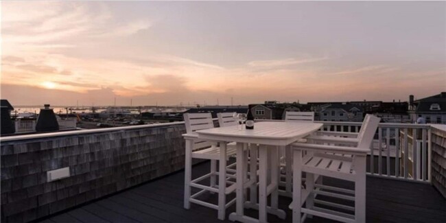 Building Photo - 7 Coddington Wharf