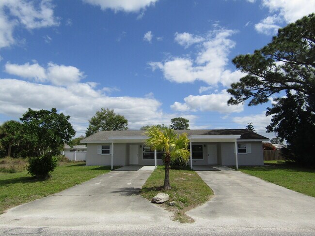 Building Photo - 417 Granada Blvd