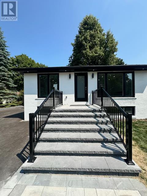 Building Photo - 12 Kemano Rd