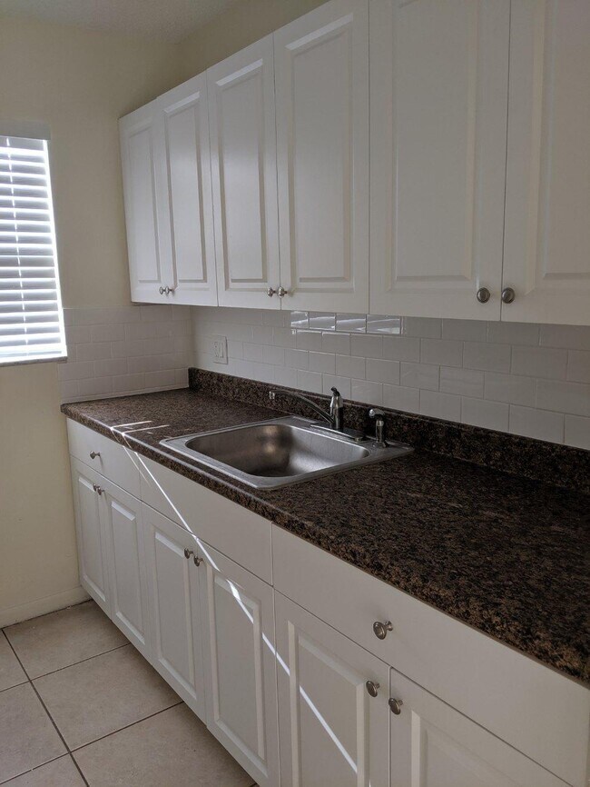 Foto del edificio - 2891 SE 2nd St