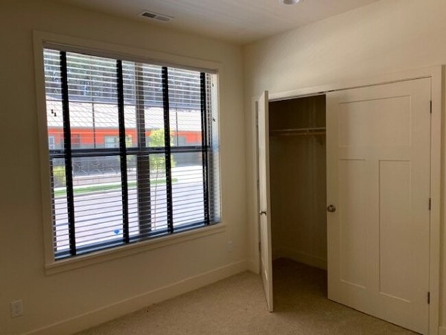 Foto del edificio - New 3 bedroom Home