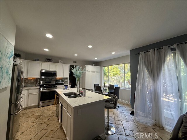 Foto del edificio - 2678 N Bentley St