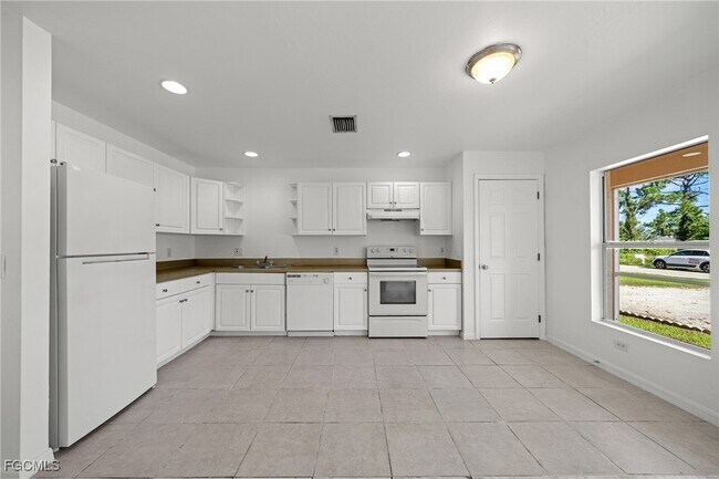 Foto del edificio - 4735 30th St SW