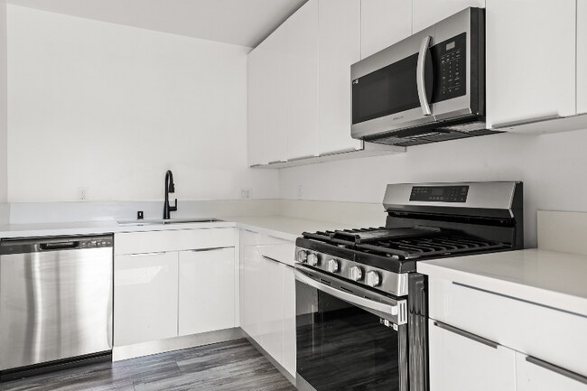 Foto del edificio - 1486 Silver Lake Blvd