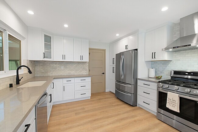 Cocina - 4021 Via Manzana