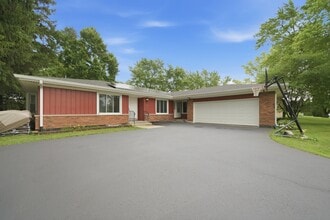 Building Photo - 152 Dunbar Ln