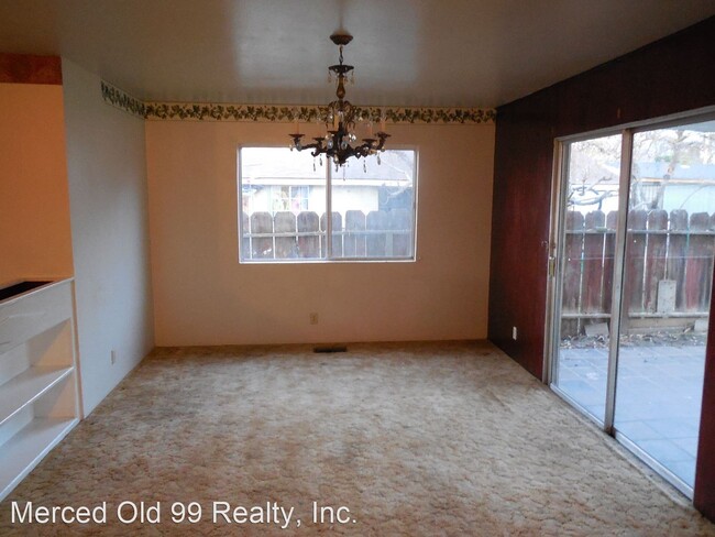 Building Photo - 3 br, 2 bath House - 9573 Haskell Ave