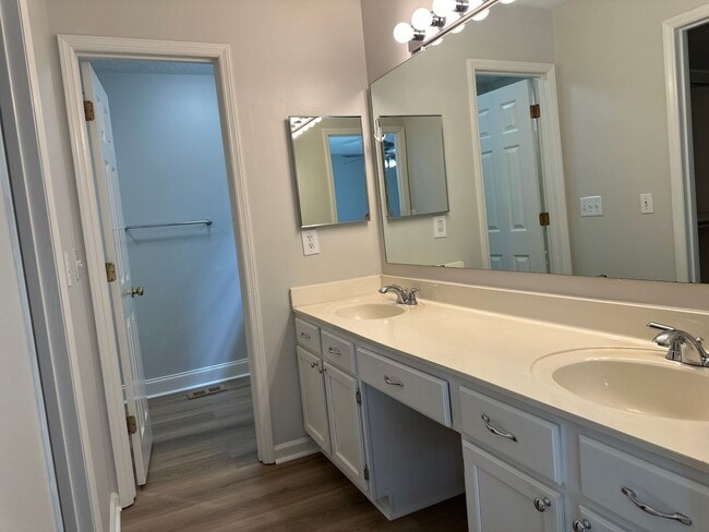 Building Photo - 3Bd/2.5Ba Single Family Home in Alpharetta