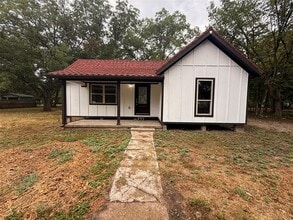 Building Photo - 508 Mccanne Rd