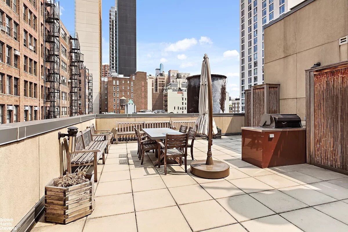 Foto del edificio - 159 W 24th St