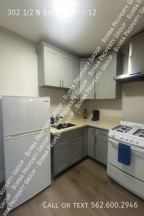 Foto del edificio - 302 1/2 N Broadway-12