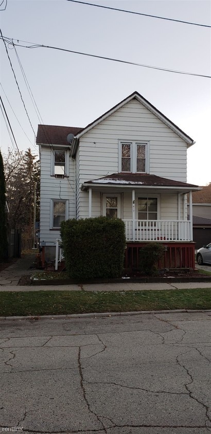 Primary Photo - 1 br, 1 bath Apartment - 617 43rd St