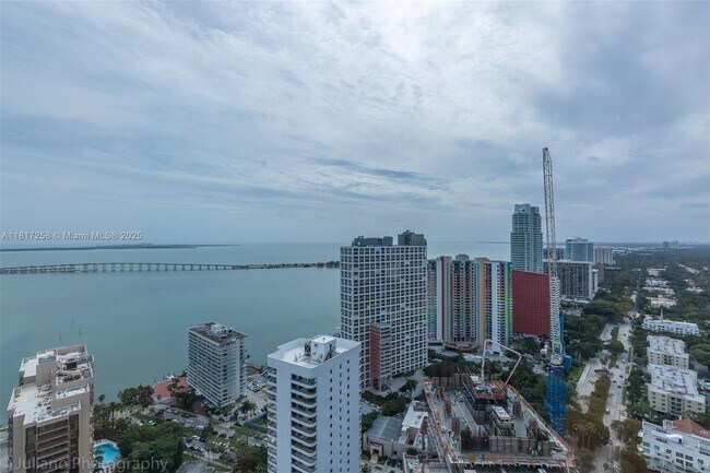Foto del edificio - 1435 Brickell Ave