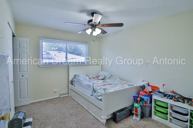 Building Photo - 8043 W Lake Street, Niles, IL 60714