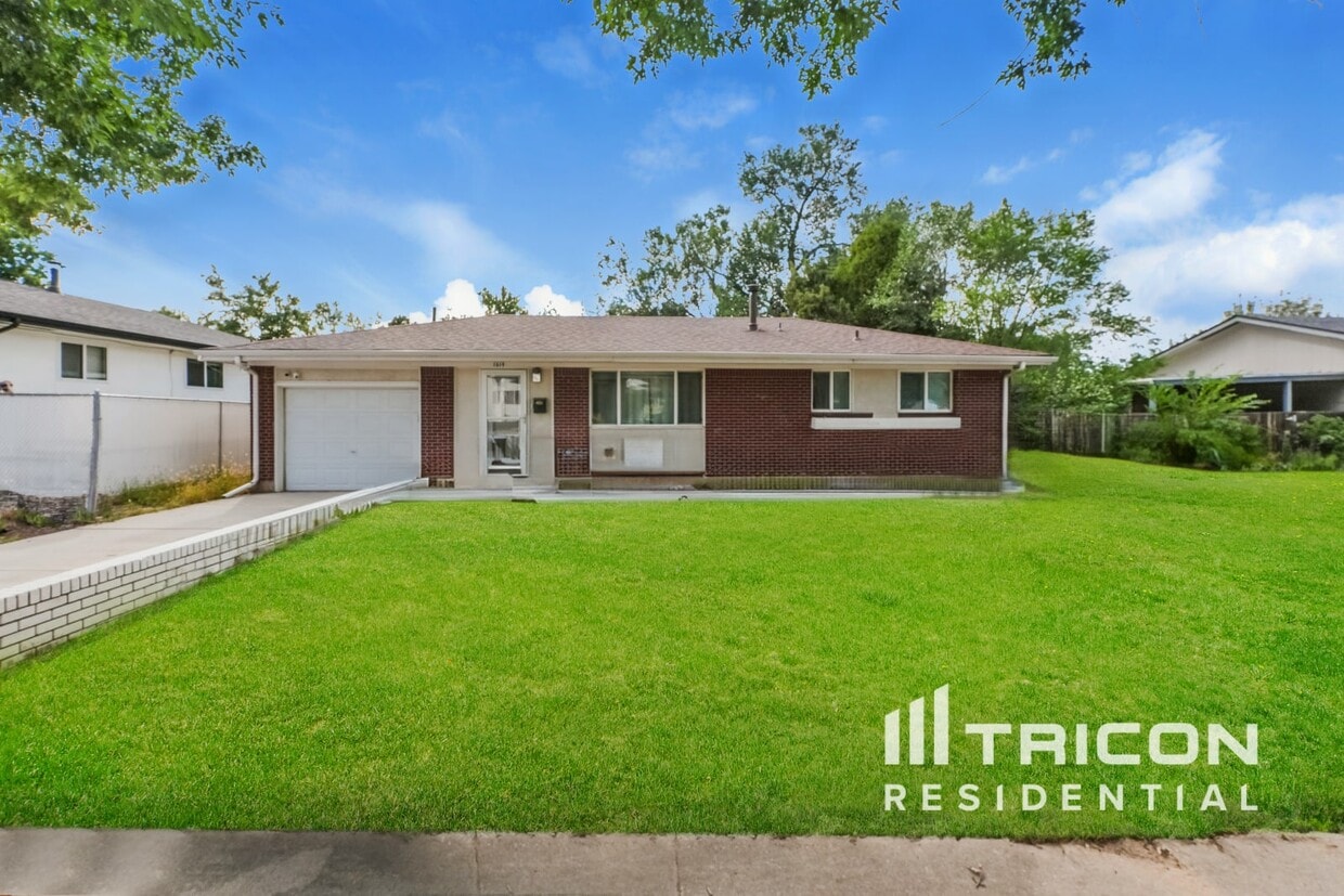 Foto principal - 1614 Tesla Dr