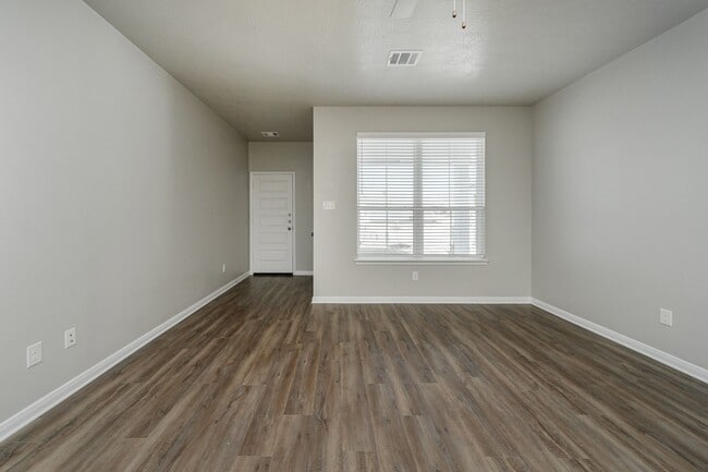 Building Photo - Where Style Meets Comfort: Elevate Your Li...