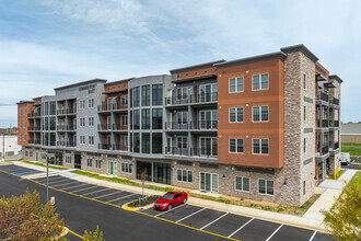 Building Photo - Summerton East