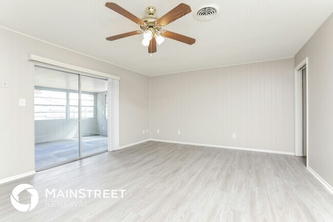 Foto del edificio - 10620 Jonathan Dr