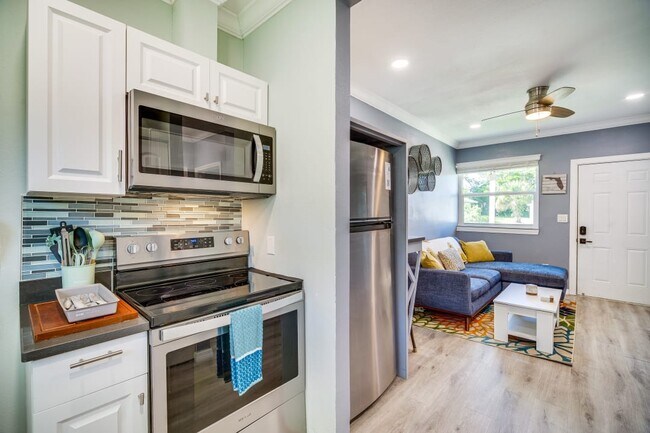 Foto del edificio - 1002 Brothers Ave.