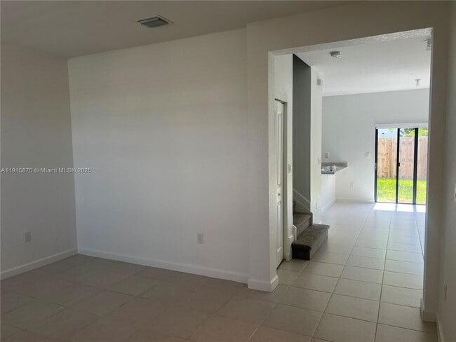 Photo - 28701 SW 132nd Pl House