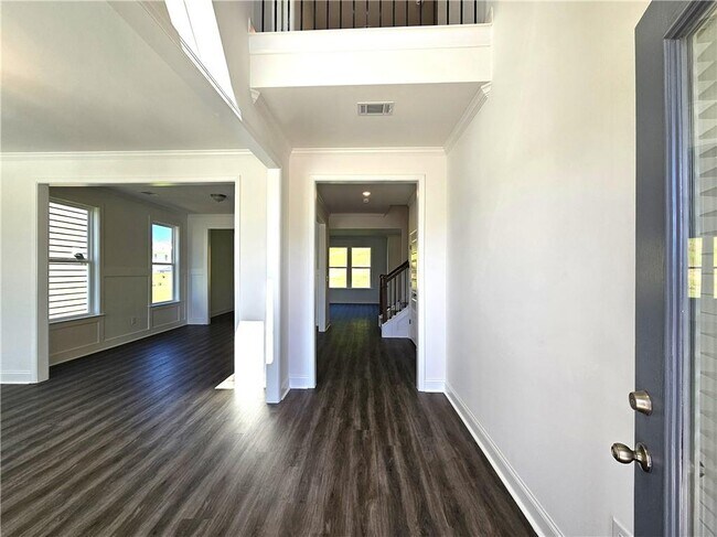 Building Photo - 7313 Yewtree Dr