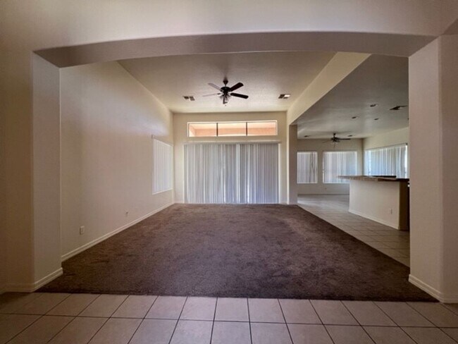 Foto del edificio - 3 Bedroom Laughlin Ranch Gated Golf Community Gated entrance, Golf Community
