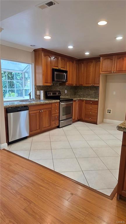 Building Photo - 13123 Bigelow St