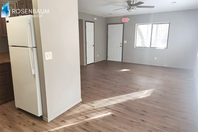 Foto del edificio - Beautifully charming 2-bedrooms, 1-bath downstairs apartment in Prescott!