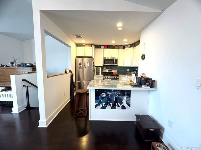 Building Photo - 509 Breton Wy