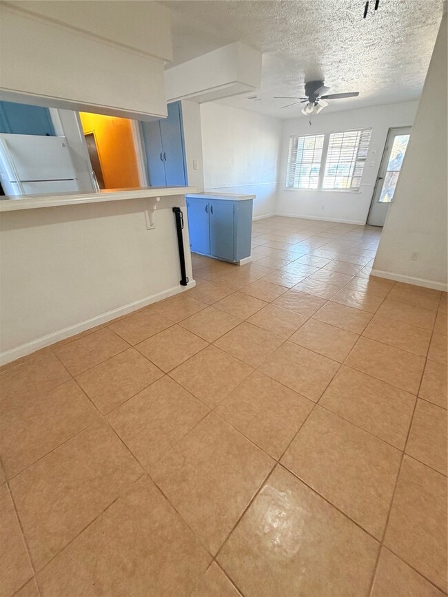 Foto del edificio - 207 Inwood Ln