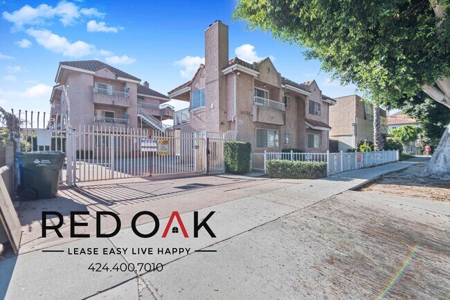 Building Photo - ~1 Month FREE~ Incredible One Bedroom with...