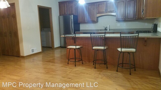 Foto del edificio - 2 br, 2 bath House - 7942 Williamsburg Ct ...