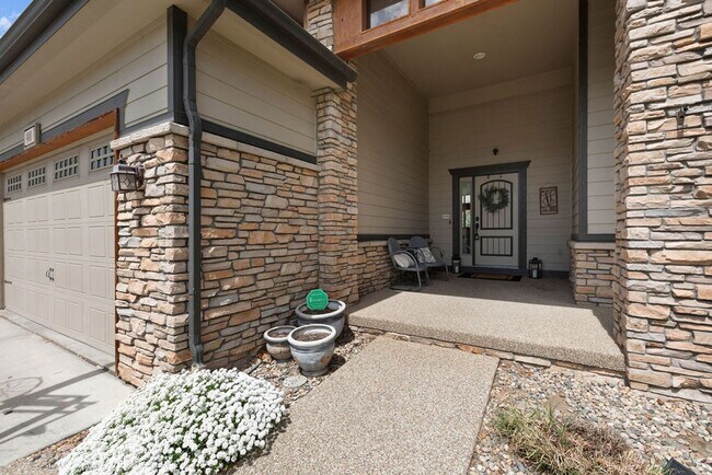 Foto del edificio - Desirable Ranch home in Clydesdale Park