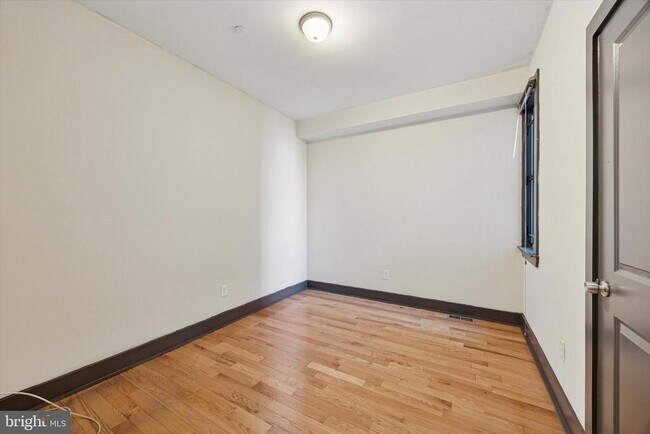 Foto del edificio - 1709 Arlington St
