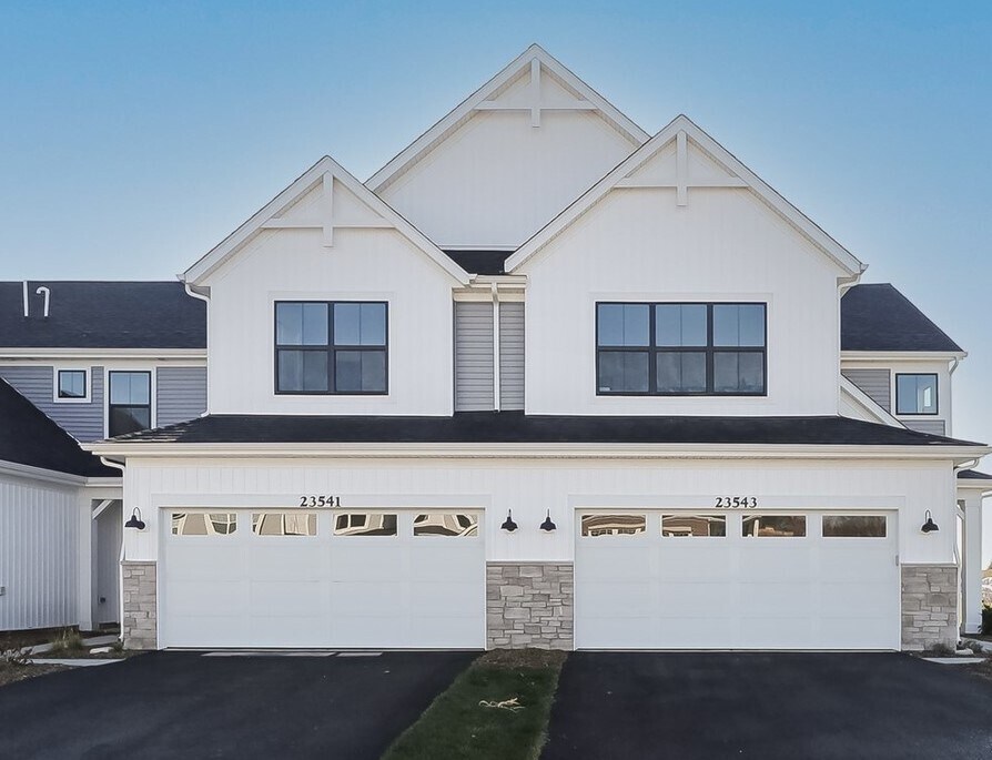 23541 W Bancroft Dr, Bolingbrook, IL 60585 Townhome Rentals in