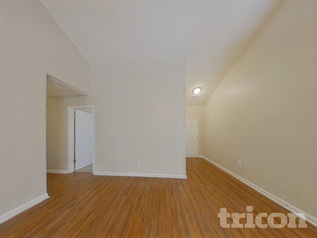 Foto del edificio - 255 Butler Bridge Cir
