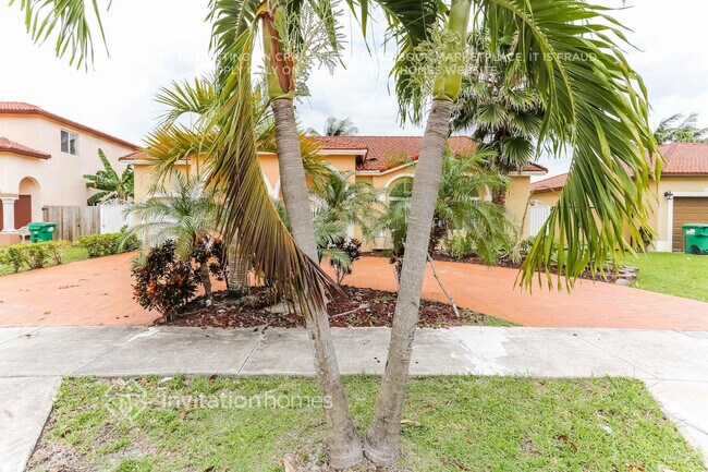 Foto del edificio - 5851 SW 163rd Pl