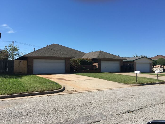 Foto principal - Duplex in OKC
