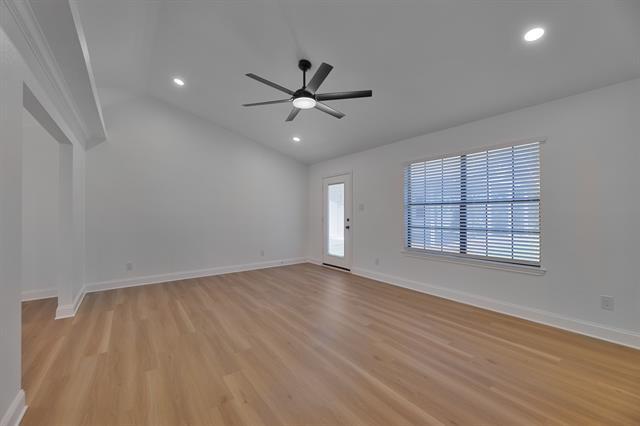 Foto del edificio - 7609 Red Oak St