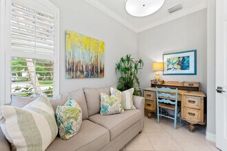 Building Photo - 596 93rd Ave N