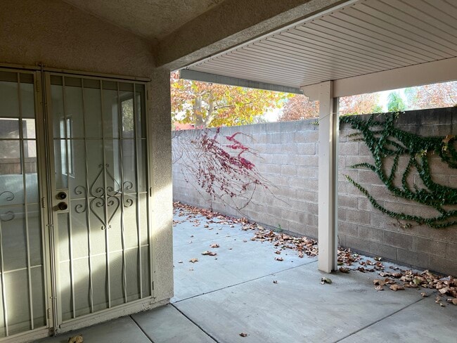 Building Photo - 874 Camino de Oro