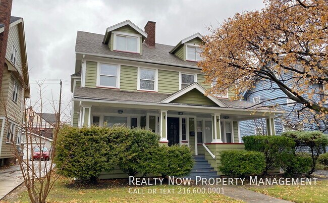 Foto del edificio - 13121 Cedar Rd